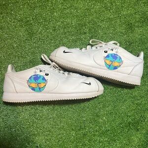 Nike Cortez Flyleather- Steve Harrington Earth Day